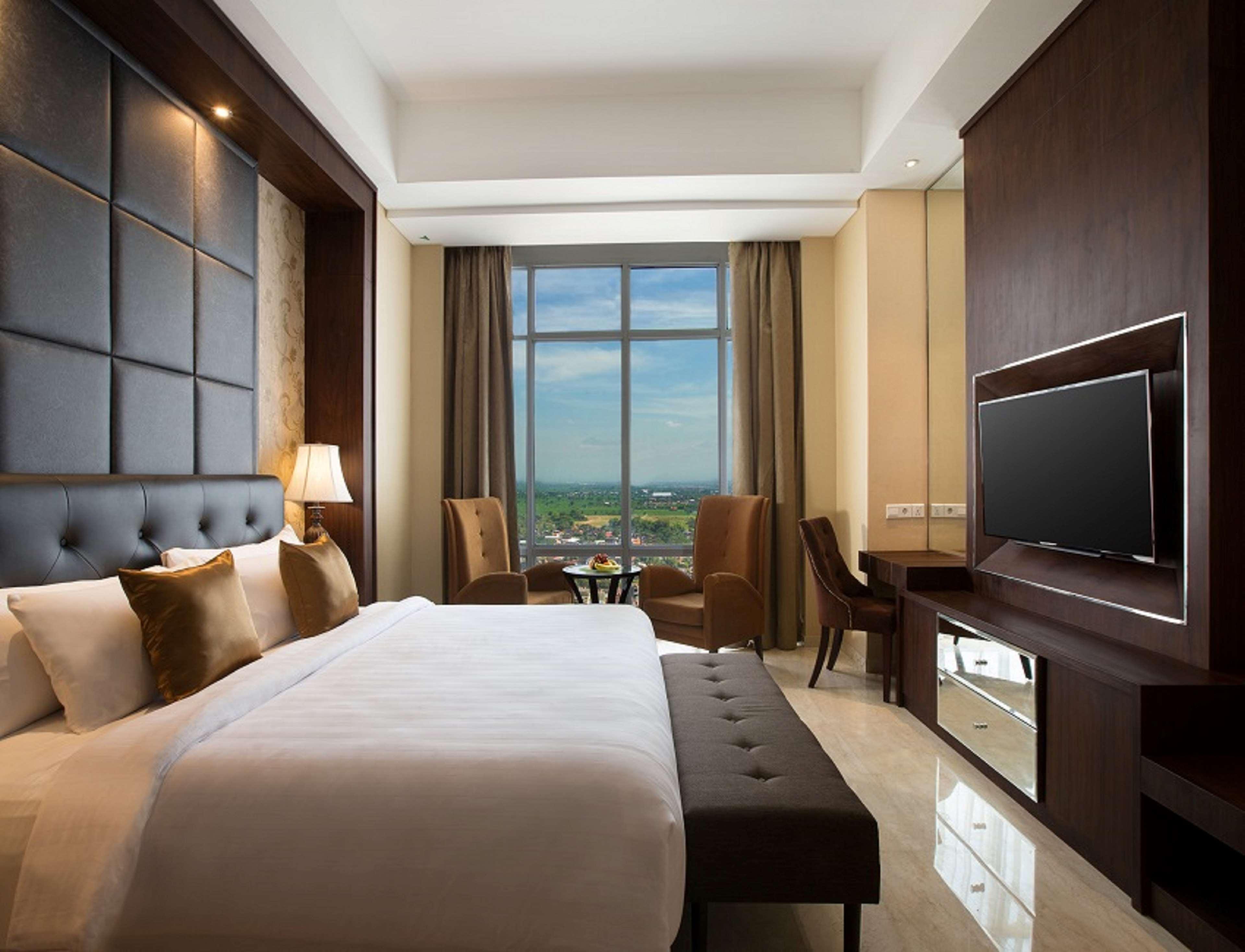 Grand Mercure Solo Baru Extérieur photo
