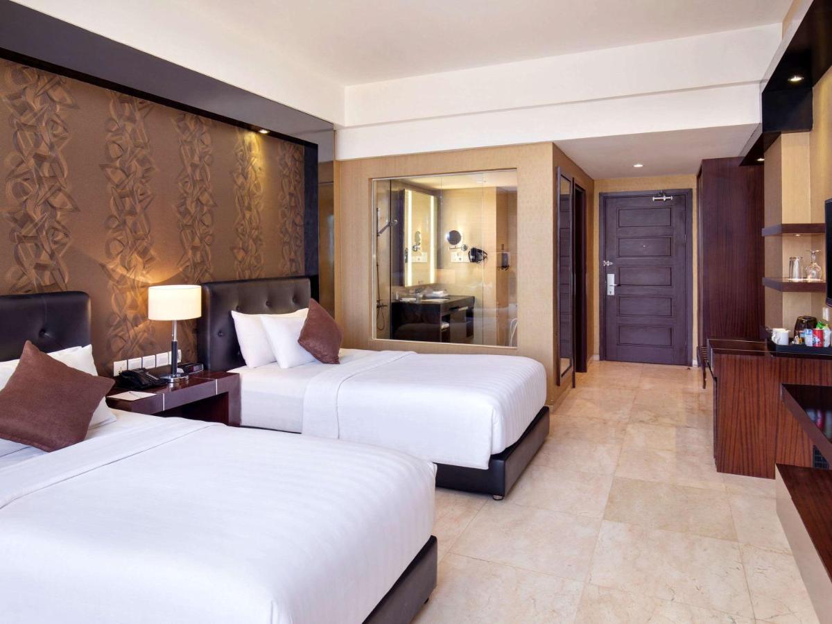 Grand Mercure Solo Baru Extérieur photo