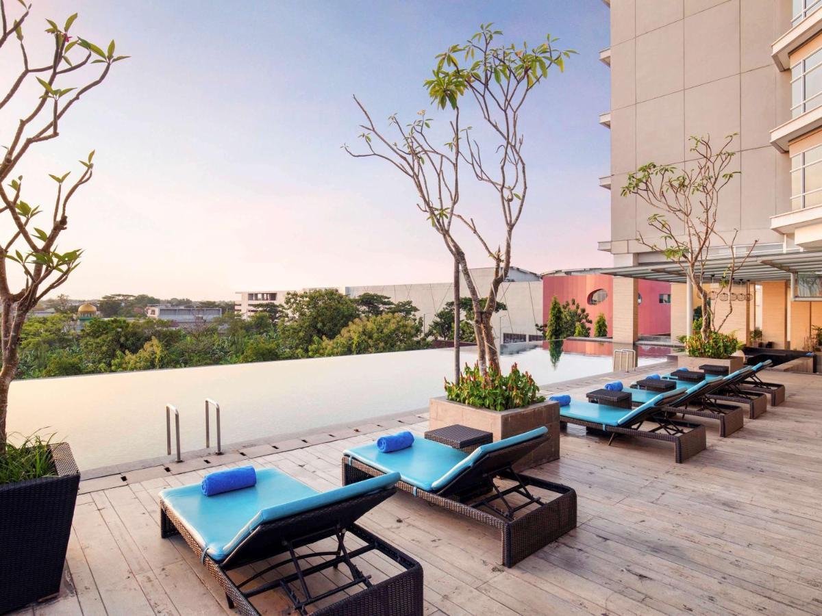 Grand Mercure Solo Baru Extérieur photo