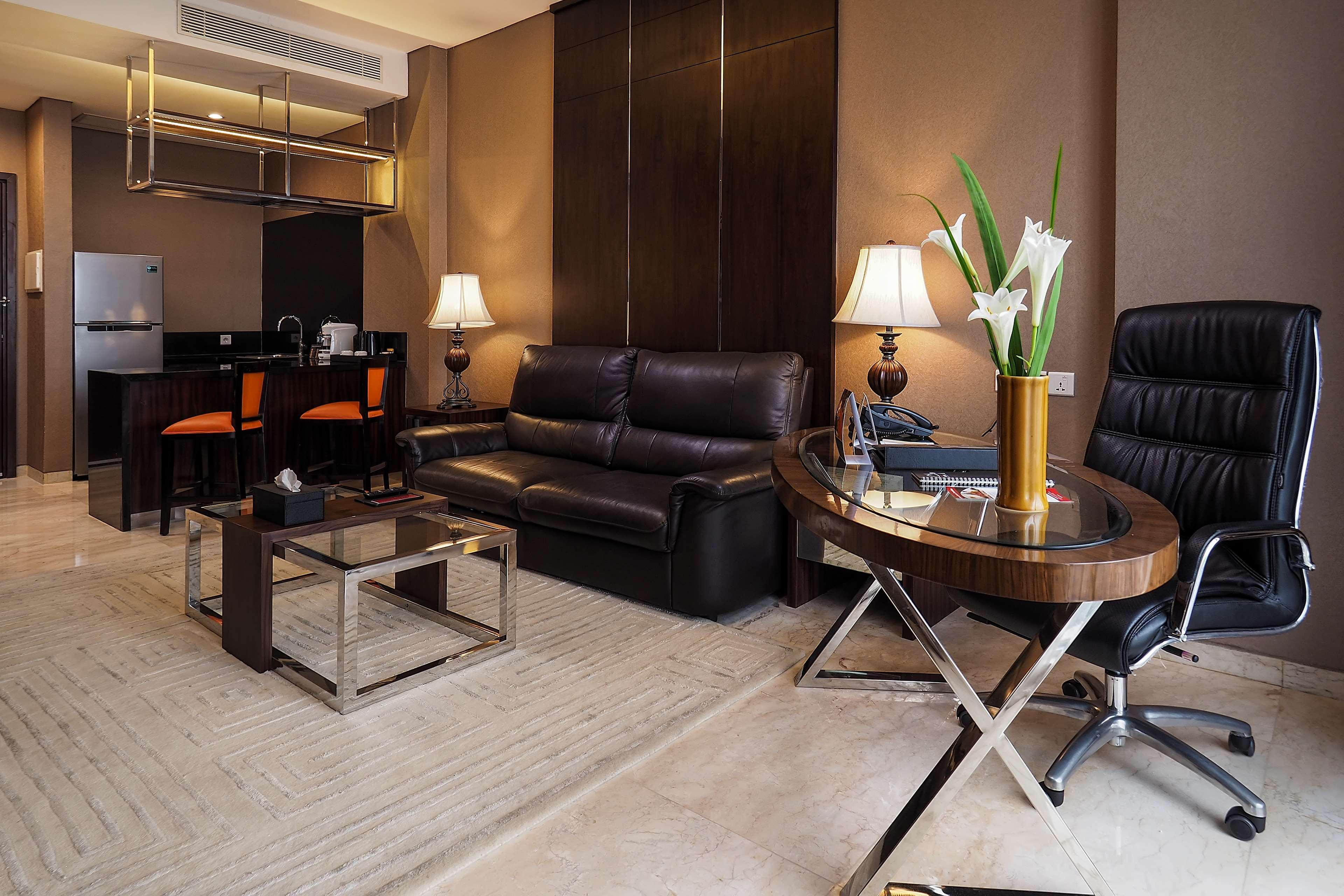 Grand Mercure Solo Baru Extérieur photo