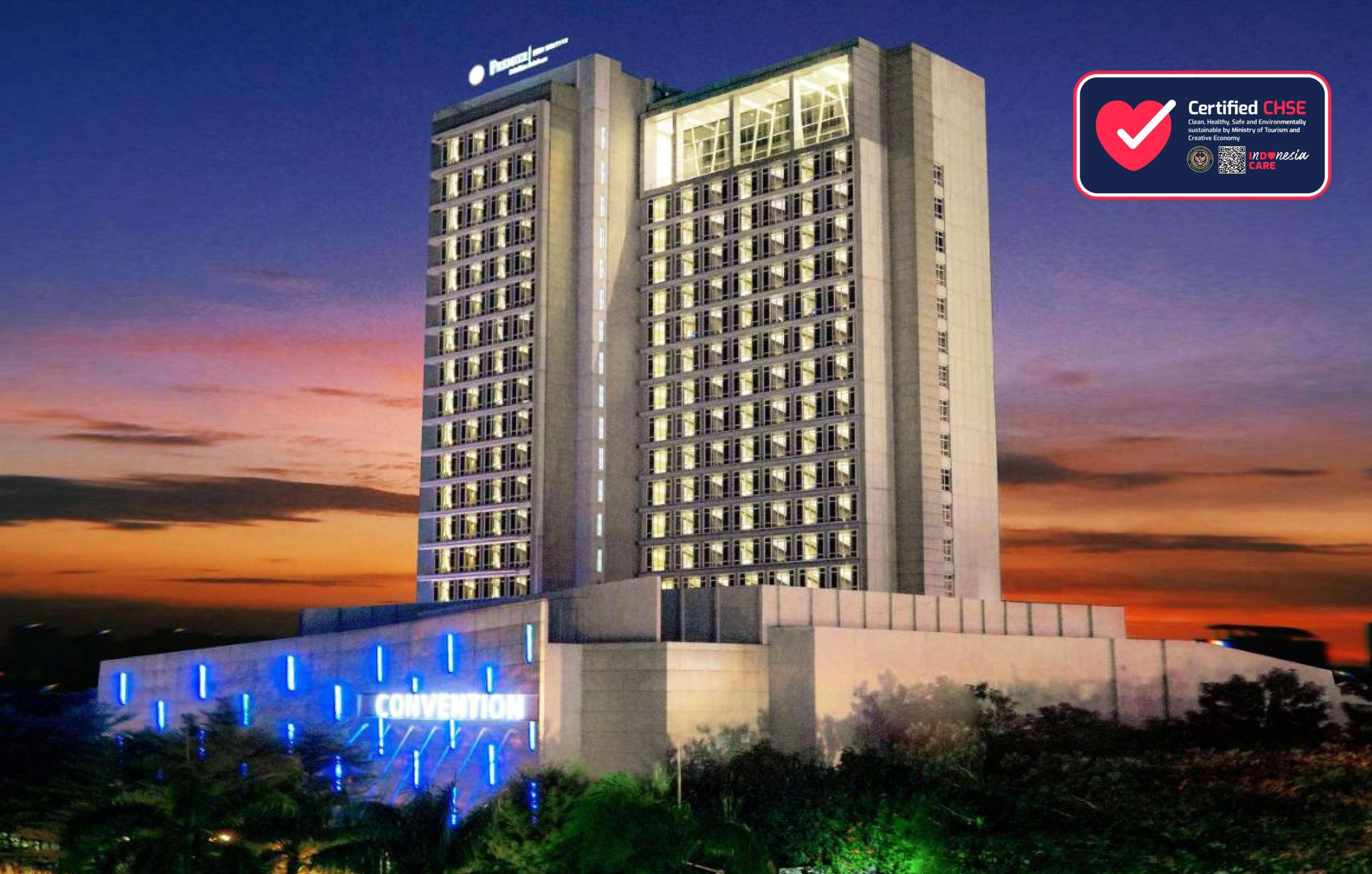 Grand Mercure Solo Baru Extérieur photo
